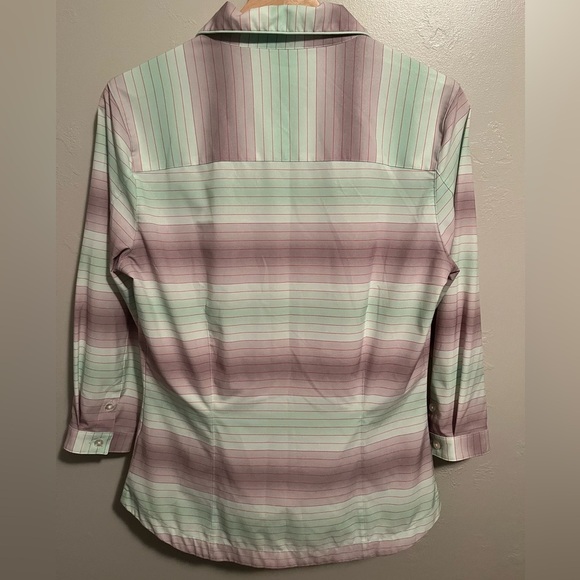 NIKE Golf Dri-Fit Top Green White Striped - Picture 9 of 9